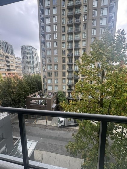 Photo 22 at 406 - 1010 Richards Street, Yaletown, Vancouver West