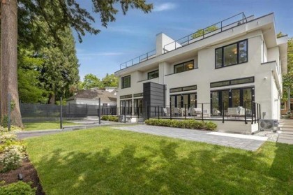 Photo 9 at 2 - 5061 Blenheim Street, Dunbar, Vancouver West