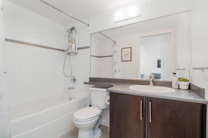 Photo 11 at 517 - 618 Abbott Street, Downtown VW, Vancouver West