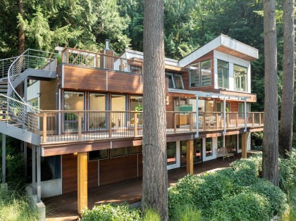 Photo 2 at 170 Sunset Drive, Lions Bay, West Vancouver