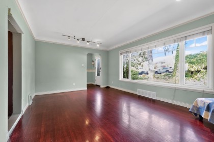 Photo 5 at 341 W 24th Street, Central Lonsdale, North Vancouver