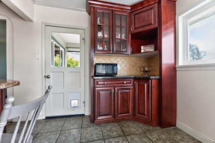 Photo 11 at 341 W 24th Street, Central Lonsdale, North Vancouver