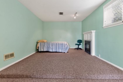 Photo 21 at 341 W 24th Street, Central Lonsdale, North Vancouver