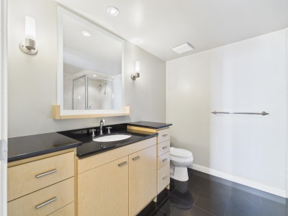 Photo 22 at 2505 455 Beach Crescent, Yaletown, Vancouver West
