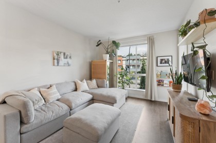Photo 1 at 210 - 625 E 3rd Street, Lower Lonsdale, North Vancouver