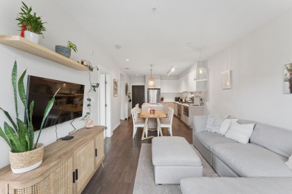 Photo 8 at 210 - 625 E 3rd Street, Lower Lonsdale, North Vancouver