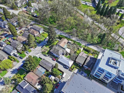 Photo 9 at 279 Orwell Street, Lynnmour, North Vancouver