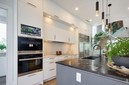 Photo 10 at 449 E 15th Street, Central Lonsdale, North Vancouver