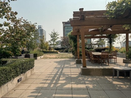 Photo 17 at 321 - 135 E 17th Street, Central Lonsdale, North Vancouver