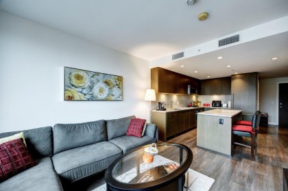 Photo 2 at 908 - 125 E 14th Street, Central Lonsdale, North Vancouver