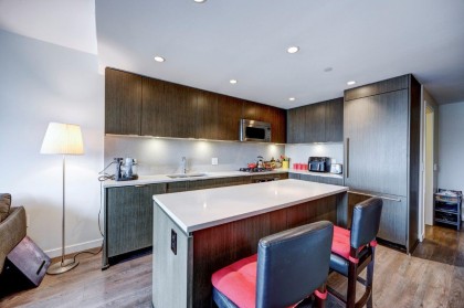 Photo 3 at 908 - 125 E 14th Street, Central Lonsdale, North Vancouver