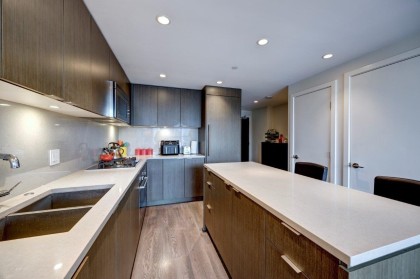 Photo 4 at 908 - 125 E 14th Street, Central Lonsdale, North Vancouver