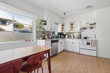 Photo 28 at 1441 W 49th Avenue, South Granville, Vancouver West