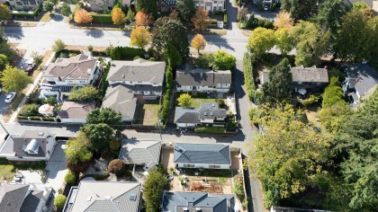 Photo 5 at 1441 W 49th Avenue, South Granville, Vancouver West