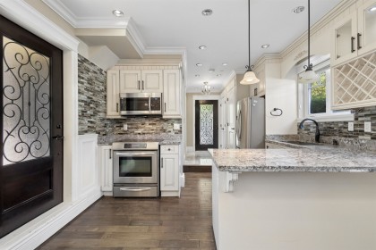 Photo 9 at 1441 W 49th Avenue, South Granville, Vancouver West