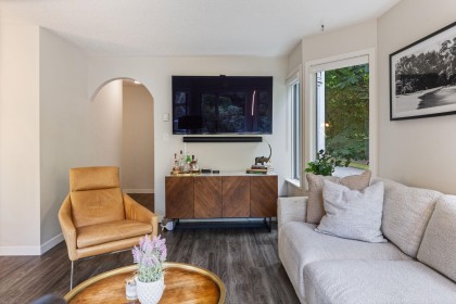 Photo 5 at 201 - 1147 Nelson Street, West End VW, Vancouver West