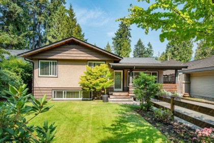 Photo 3 at 1218 W 22nd Street, Pemberton Heights, North Vancouver