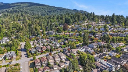 Photo 6 at 319 E 27th Street, Upper Lonsdale, North Vancouver