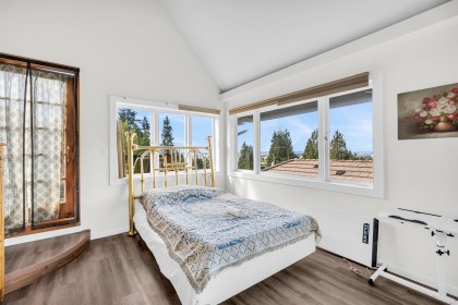 Photo 8 at 319 E 27th Street, Upper Lonsdale, North Vancouver