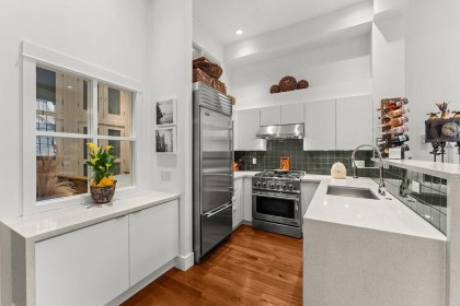 Photo 11 at 104 - 1811 W 16th Avenue, Kitsilano, Vancouver West