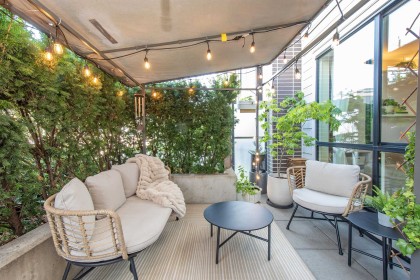 Photo 4 at 111 - 615 E 3rd Street, Lower Lonsdale, North Vancouver