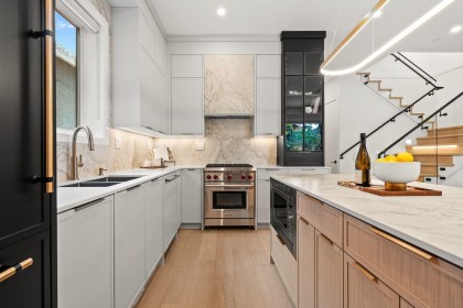 Photo 5 at 1 - 3255 W 13th Avenue, Kitsilano, Vancouver West