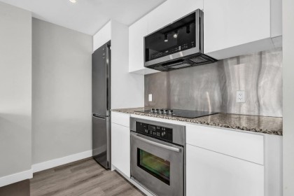 Photo 7 at 1805 - 788 Hamilton Street, Downtown VW, Vancouver West