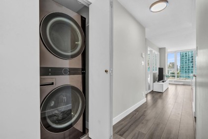 Photo 10 at 1805 - 788 Hamilton Street, Downtown VW, Vancouver West