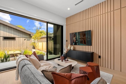 Photo 4 at 2 - 3255 W 13th Avenue, Kitsilano, Vancouver West