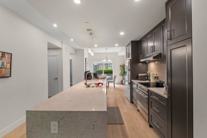 Photo 3 at 5 - 115 W Queens Road, Upper Lonsdale, North Vancouver