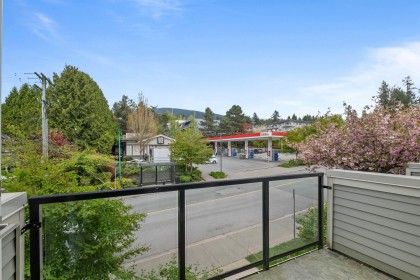 Photo 14 at 5 - 115 W Queens Road, Upper Lonsdale, North Vancouver
