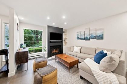 Photo 1 at 3062 Willow Street, Fairview VW, Vancouver West