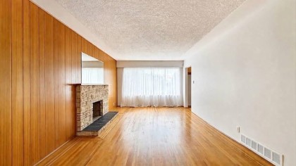 Photo 2 at 817 W 64th Avenue, Marpole, Vancouver West