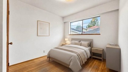 Photo 13 at 817 W 64th Avenue, Marpole, Vancouver West
