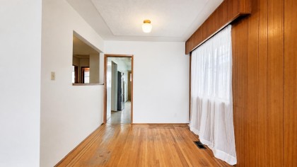 Photo 5 at 817 W 64th Avenue, Marpole, Vancouver West