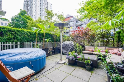 Photo 18 at 210 - 1055 Richards Street, Downtown VW, Vancouver West
