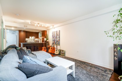 Photo 11 at 210 - 1055 Richards Street, Downtown VW, Vancouver West