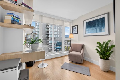 Photo 16 at 1505 - 590 Nicola Street, Coal Harbour, Vancouver West