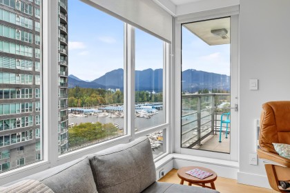 Photo 5 at 1505 - 590 Nicola Street, Coal Harbour, Vancouver West
