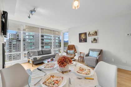 Photo 8 at 1505 - 590 Nicola Street, Coal Harbour, Vancouver West