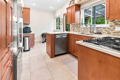 Photo 9 at 2285 Tompkins Crescent, Blueridge NV, North Vancouver