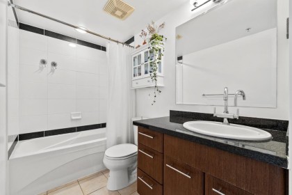 Photo 13 at 1003 - 1650 W 7th Avenue, Fairview VW, Vancouver West
