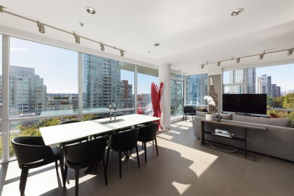 Photo 2 at 805 - 1455 Howe Street, Yaletown, Vancouver West