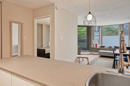 Photo 2 at 206 - 950 Drake Street, Downtown VW, Vancouver West