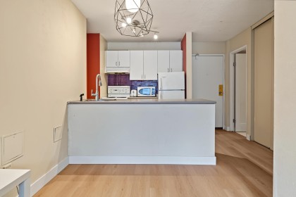 Photo 10 at 206 - 950 Drake Street, Downtown VW, Vancouver West