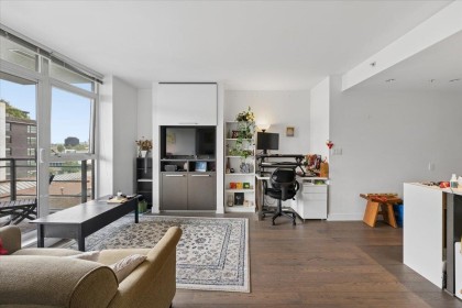 Photo 4 at 608 - 288 W 1st Avenue, False Creek, Vancouver West