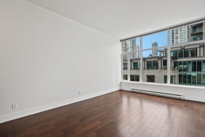Photo 4 at 702 - 888 Homer Street, Downtown VW, Vancouver West