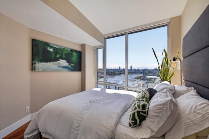 Photo 18 at 2503 - 8 Smithe Mews, Yaletown, Vancouver West