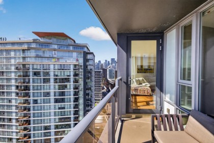 Photo 15 at 2503 - 8 Smithe Mews, Yaletown, Vancouver West