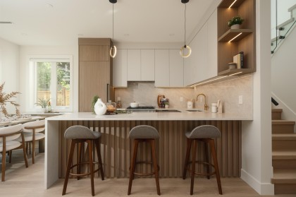 Photo 3 at 2 - 470 W 20 Avenue, Cambie, Vancouver West